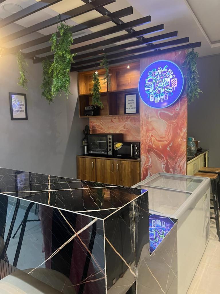 Beach Town Hotel 维沙卡帕特南 外观 照片